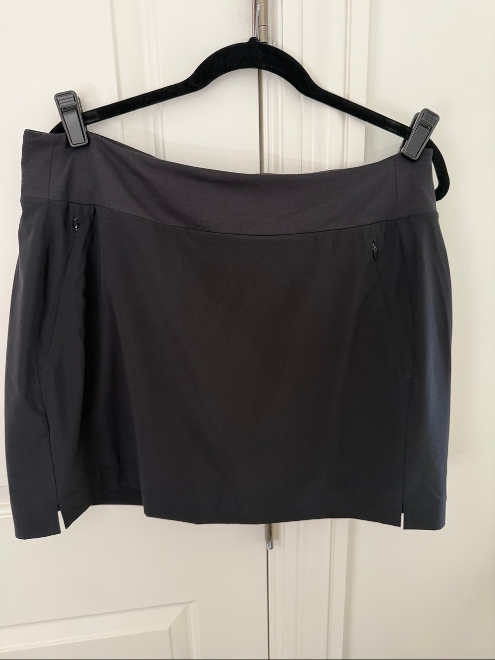 Athleta Black Soho Skort Size 14